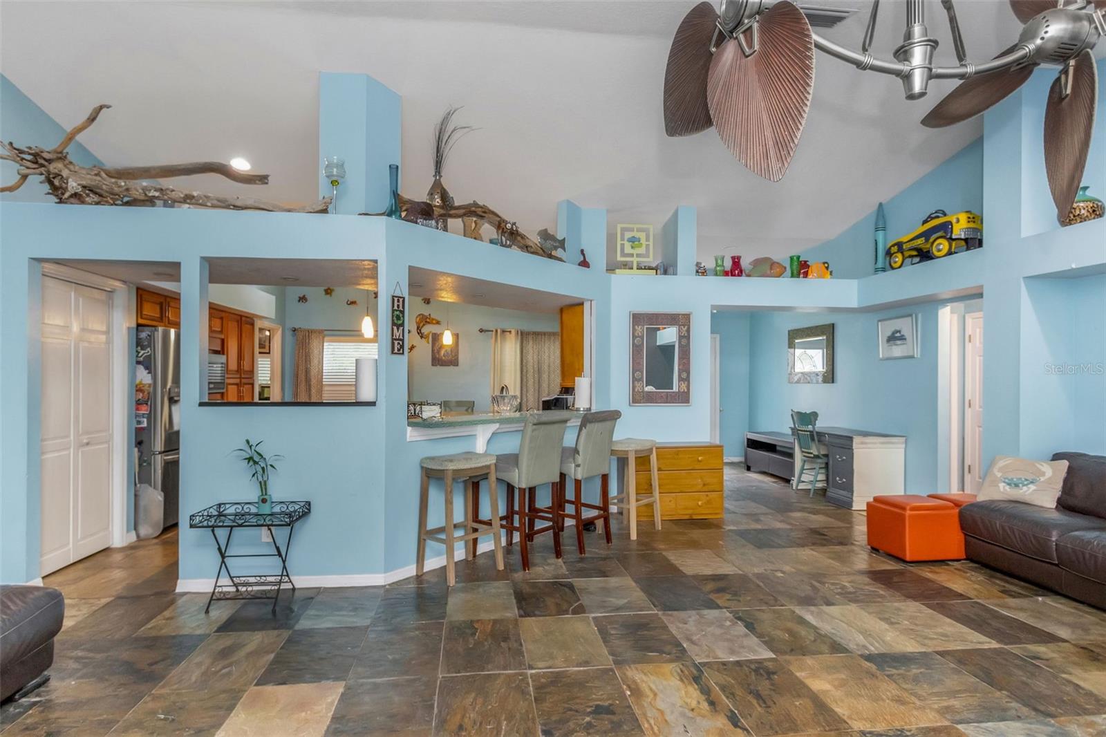 424 ISLAND CAY WAY, APOLLO BEACH, FL, 33572