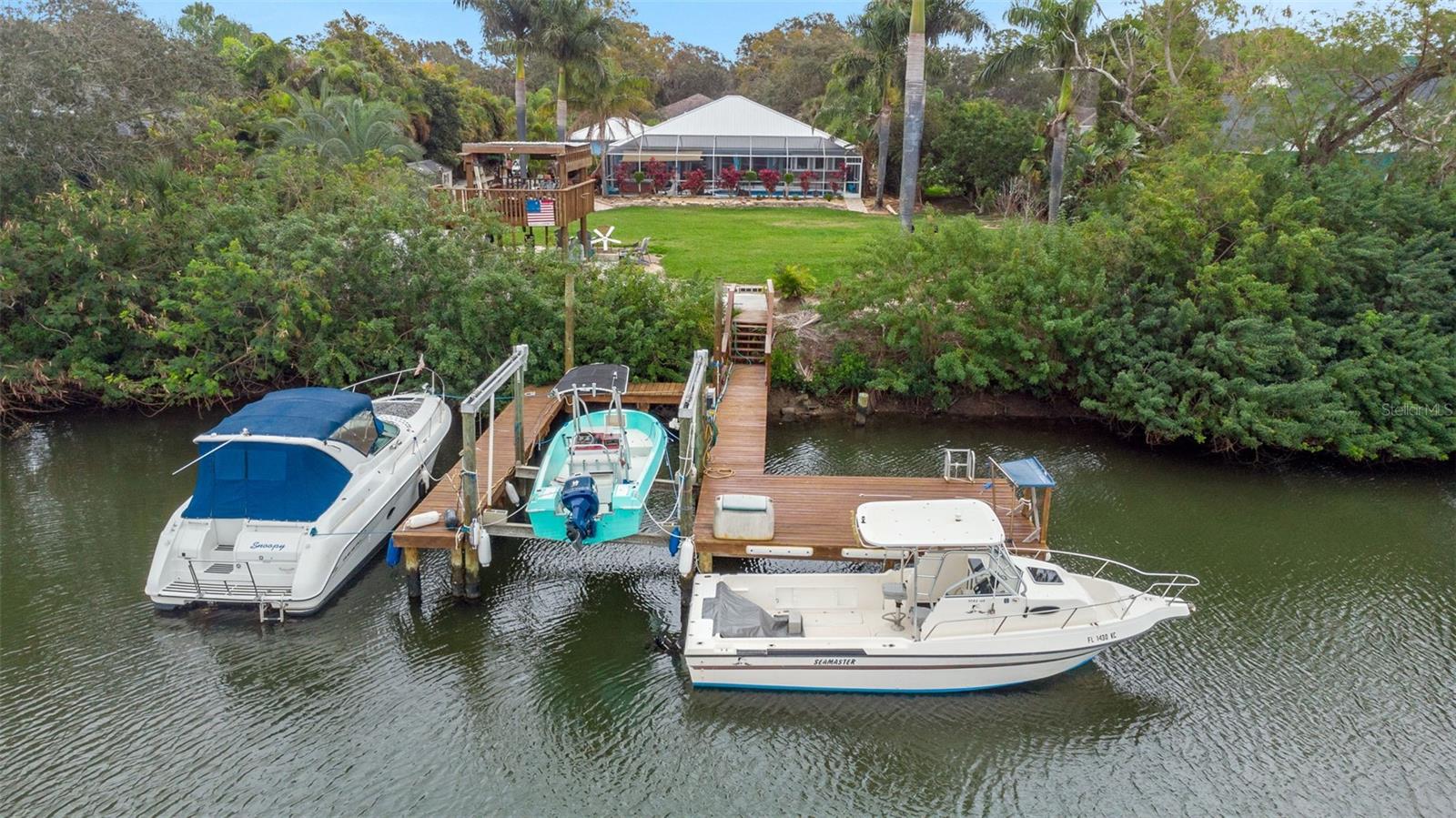 424 ISLAND CAY WAY, APOLLO BEACH, FL, 33572