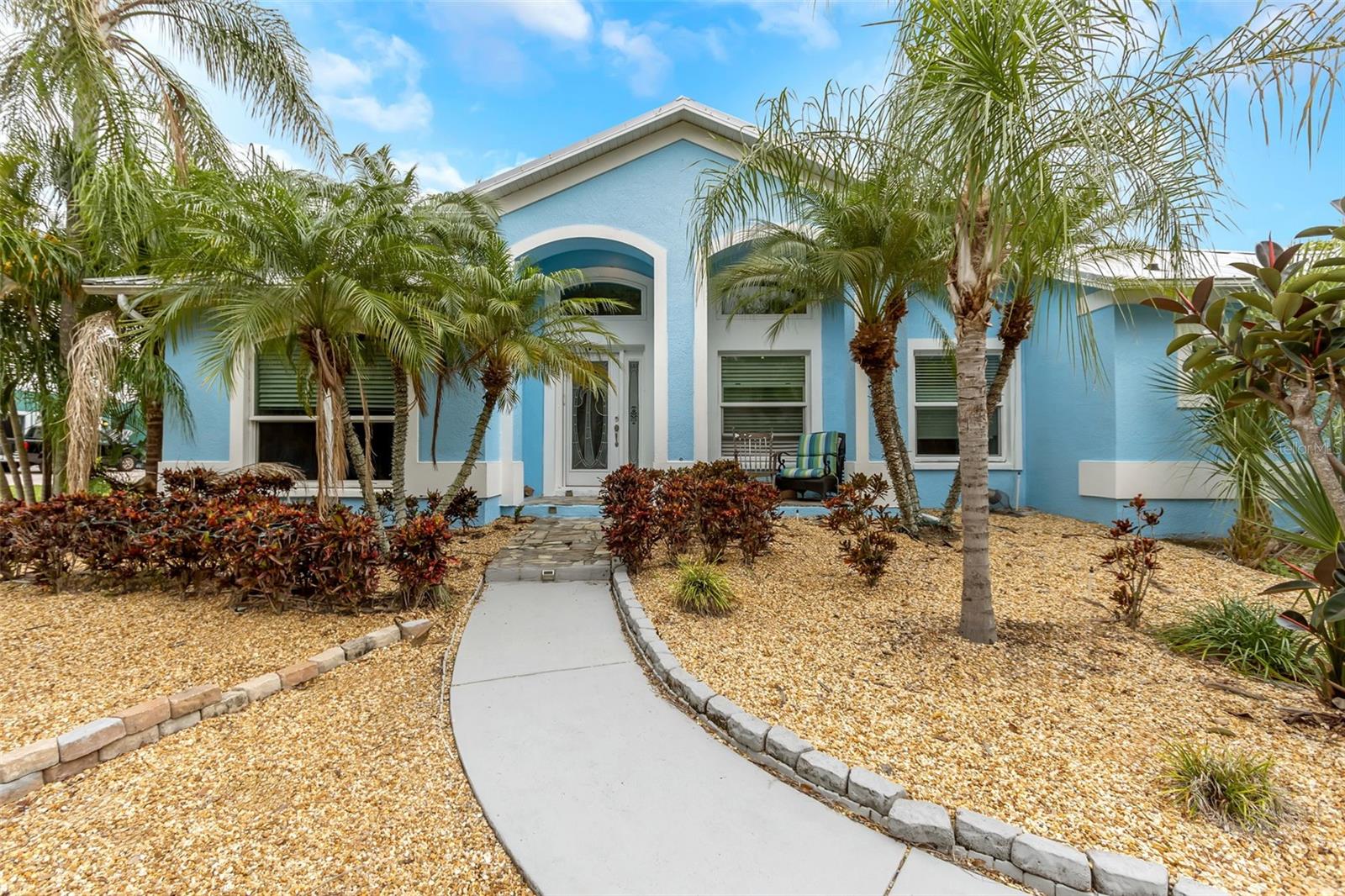 424 ISLAND CAY WAY, APOLLO BEACH, FL, 33572