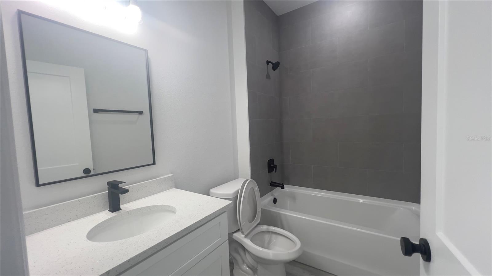 245 MARION OAKS GOLF RD, OCALA, FL, 34473