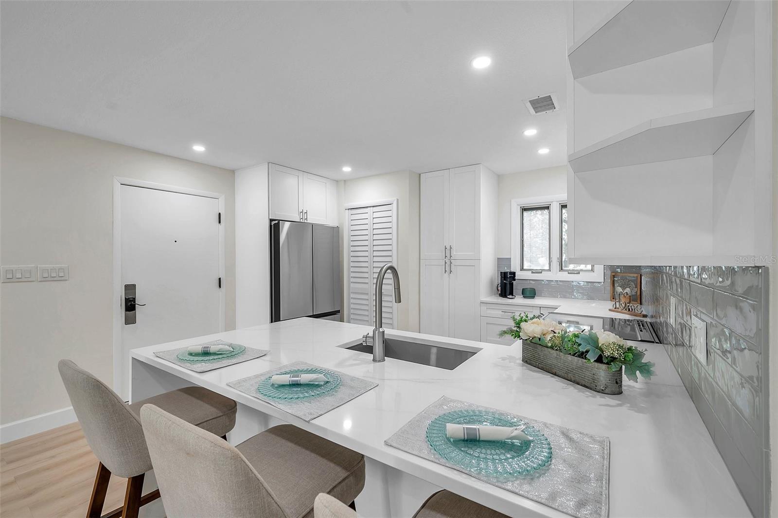 WESLEY CHAPEL, FL, 33543