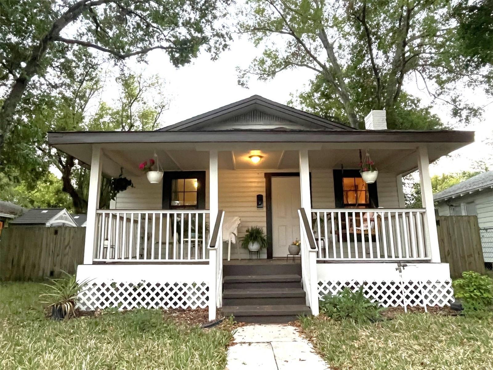 1223 E OSBORNE AVE, TAMPA, FL, 33603