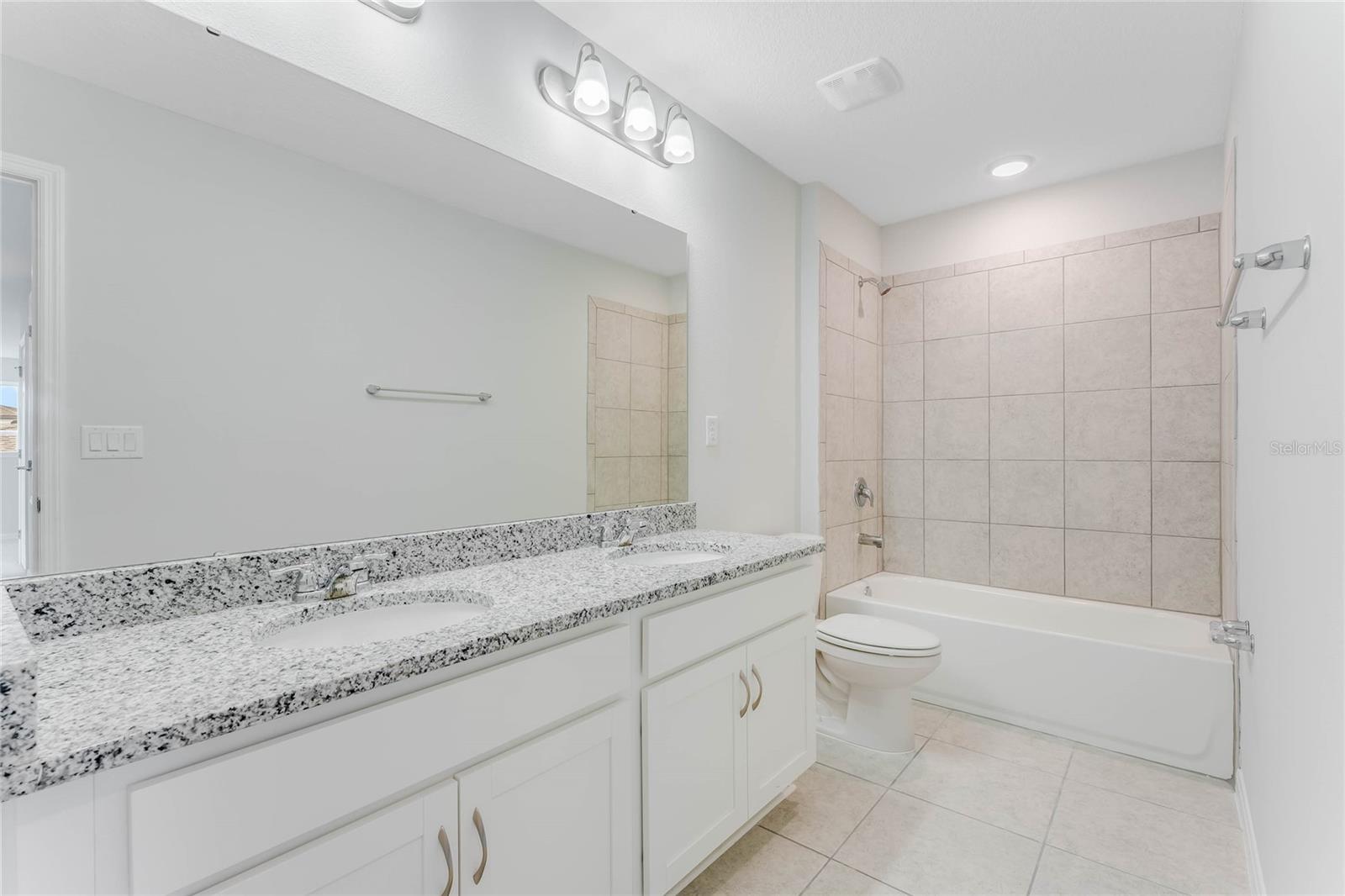 9568 STARLING LOOP, LEESBURG, FL, 34788