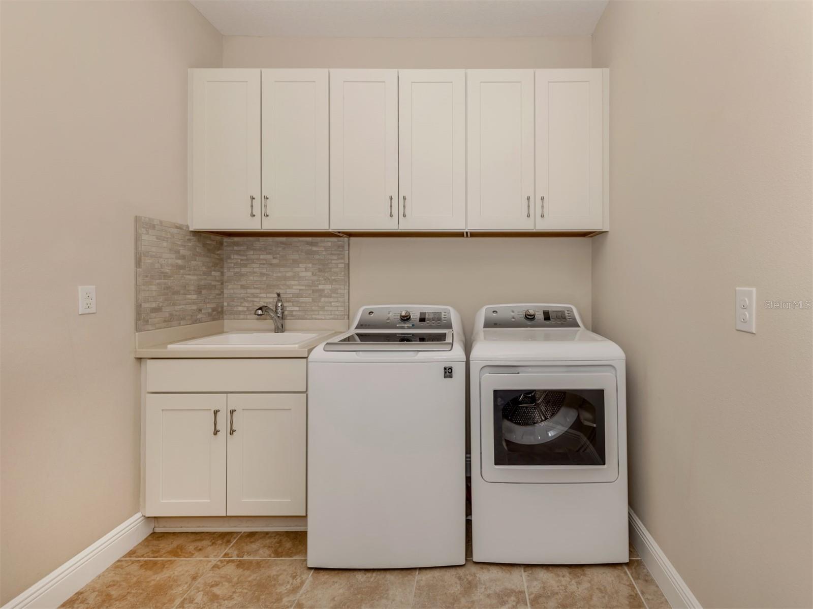 23572 AWABUKI DR #202, VENICE, FL, 34293