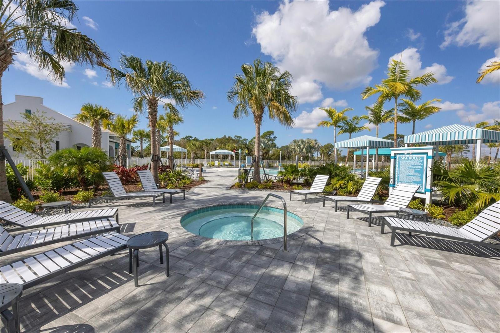 10217 CANAVERAL CIR, SARASOTA, FL, 34241