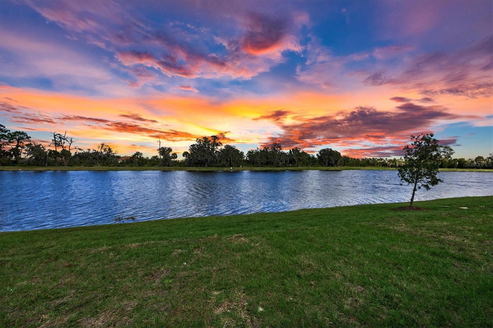 10217 CANAVERAL CIR, SARASOTA, FL, 34241