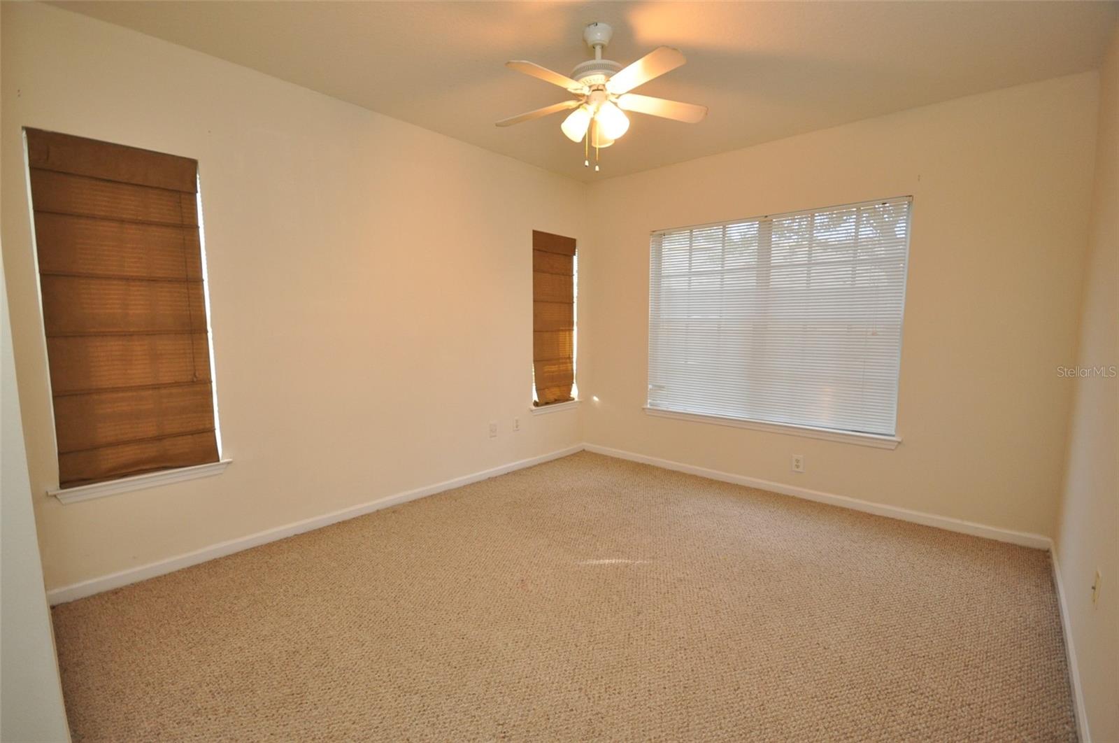 713 CREST PINES DR #212, ORLANDO, FL, 32828