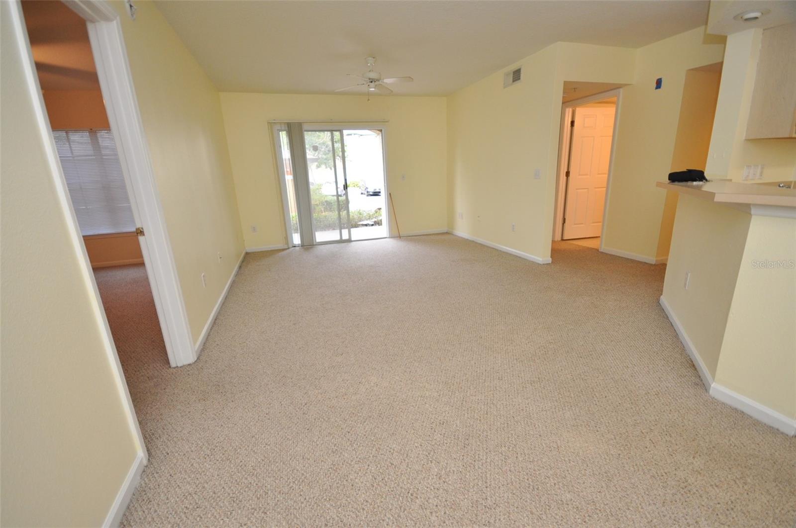 713 CREST PINES DR #212, ORLANDO, FL, 32828