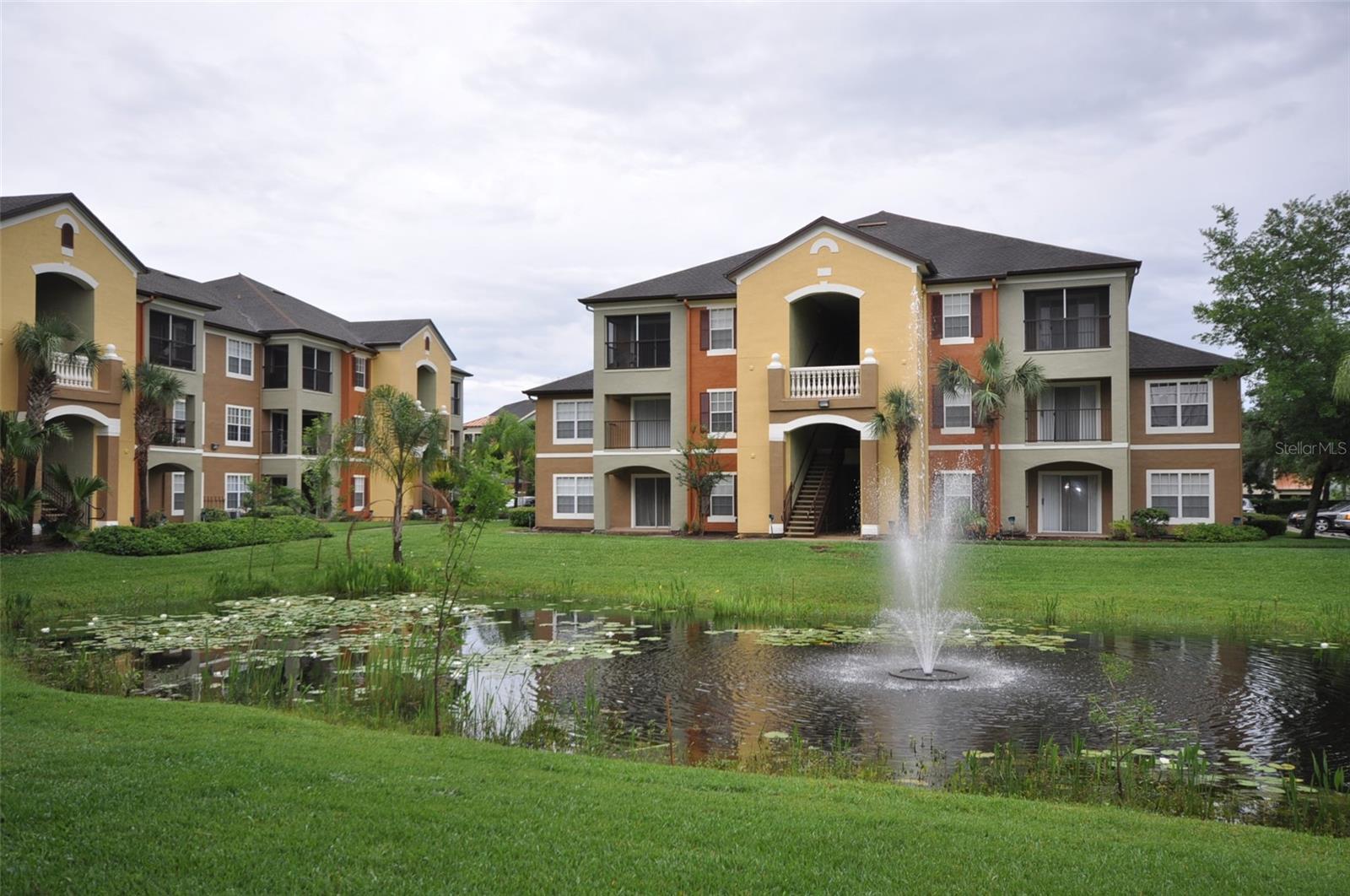 713 CREST PINES DR #212, ORLANDO, FL, 32828