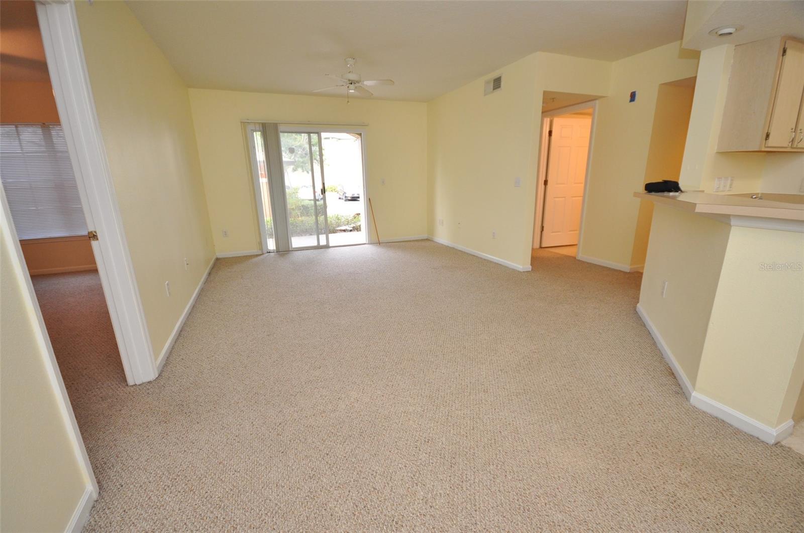 713 CREST PINES DR #212, ORLANDO, FL, 32828