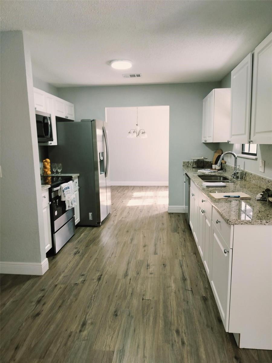 33710 LINDA LN, LEESBURG, FL, 34748