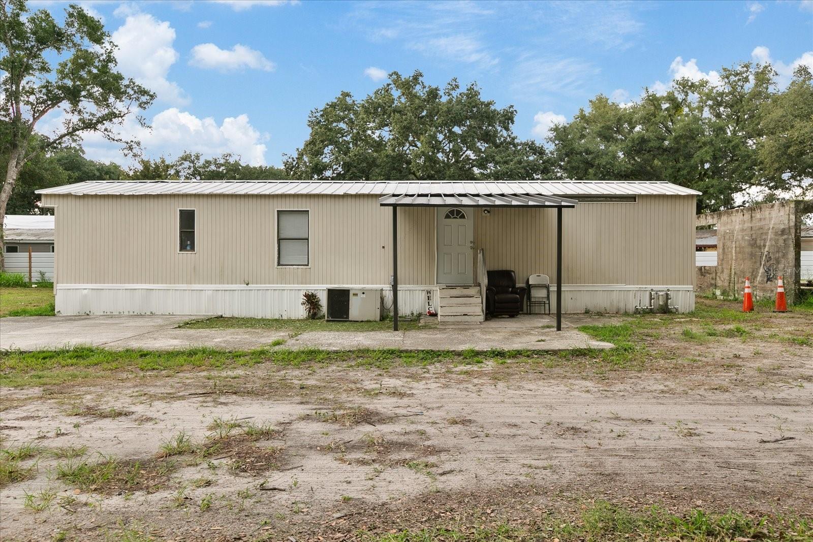 2102 SYDNEY DOVER RD, DOVER, FL, 33527