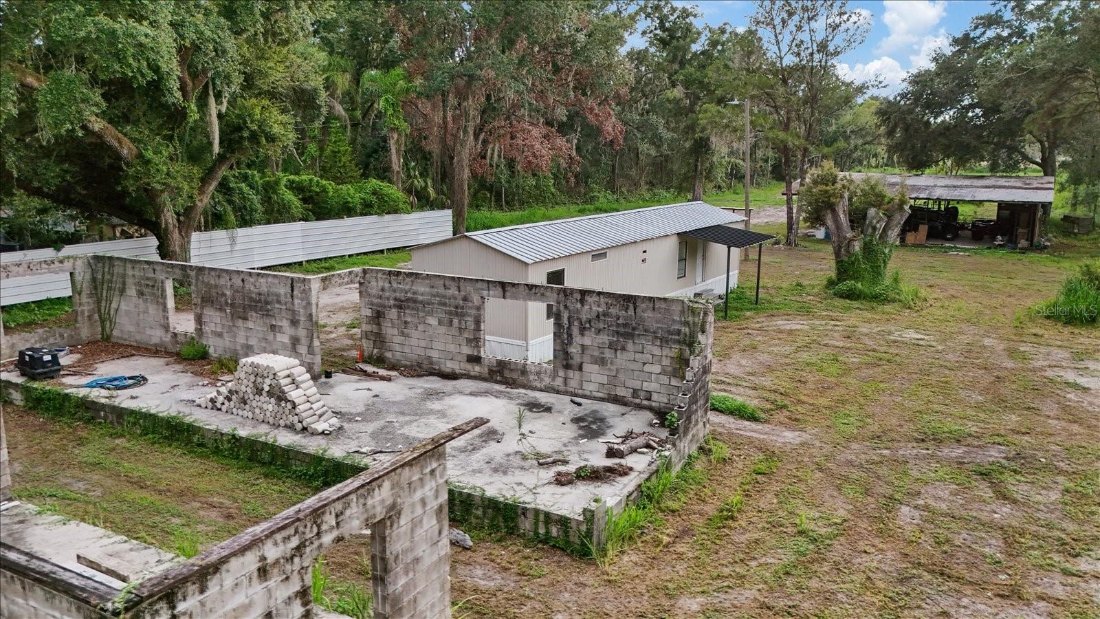 2102 SYDNEY DOVER RD, DOVER, FL, 33527