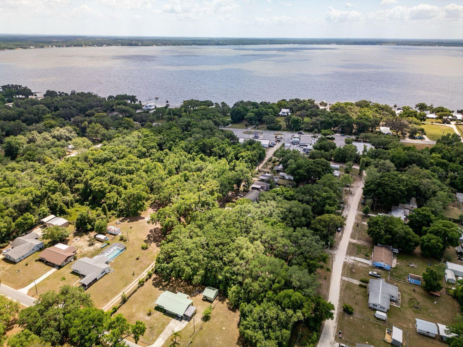 SE 128TH TER, OCKLAWAHA, FL, 32179