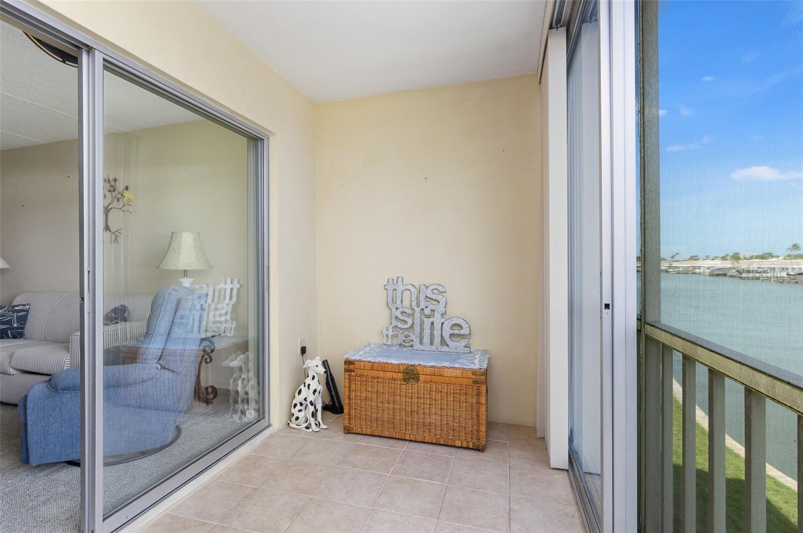 1 BOCA CIEGA POINT BLVD #212, ST PETERSBURG, FL, 33708