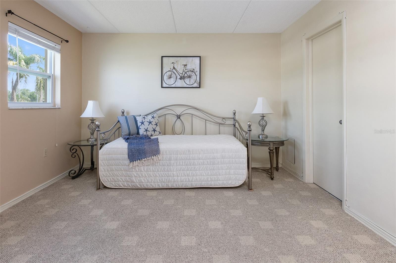1 BOCA CIEGA POINT BLVD #212, ST PETERSBURG, FL, 33708