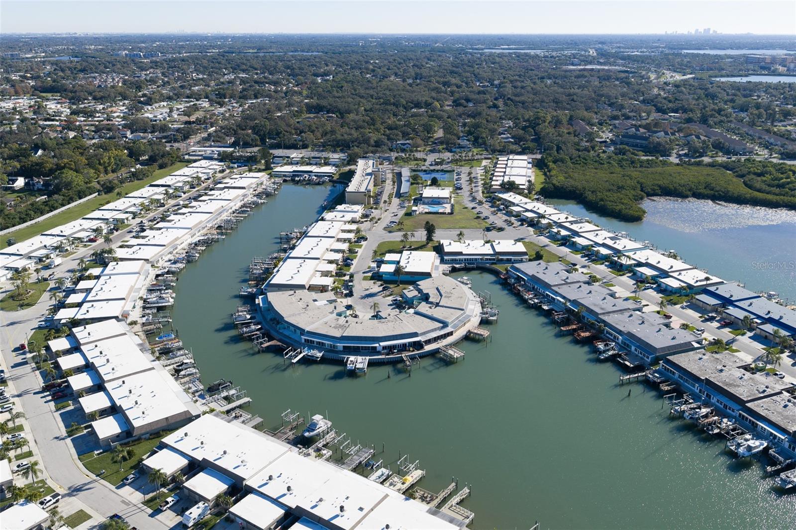 1 BOCA CIEGA POINT BLVD #212, ST PETERSBURG, FL, 33708
