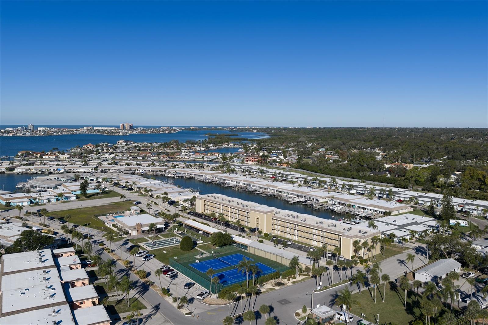 1 BOCA CIEGA POINT BLVD #212, ST PETERSBURG, FL, 33708