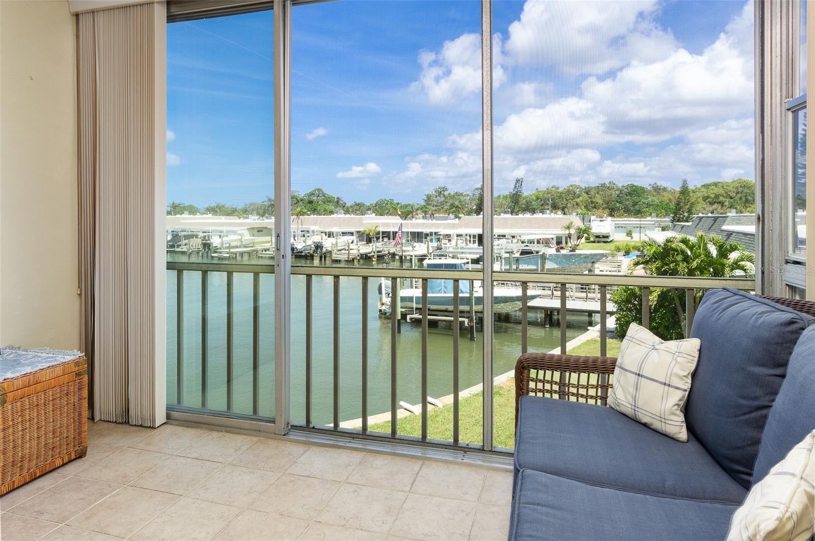 1 BOCA CIEGA POINT BLVD #212, ST PETERSBURG, FL, 33708