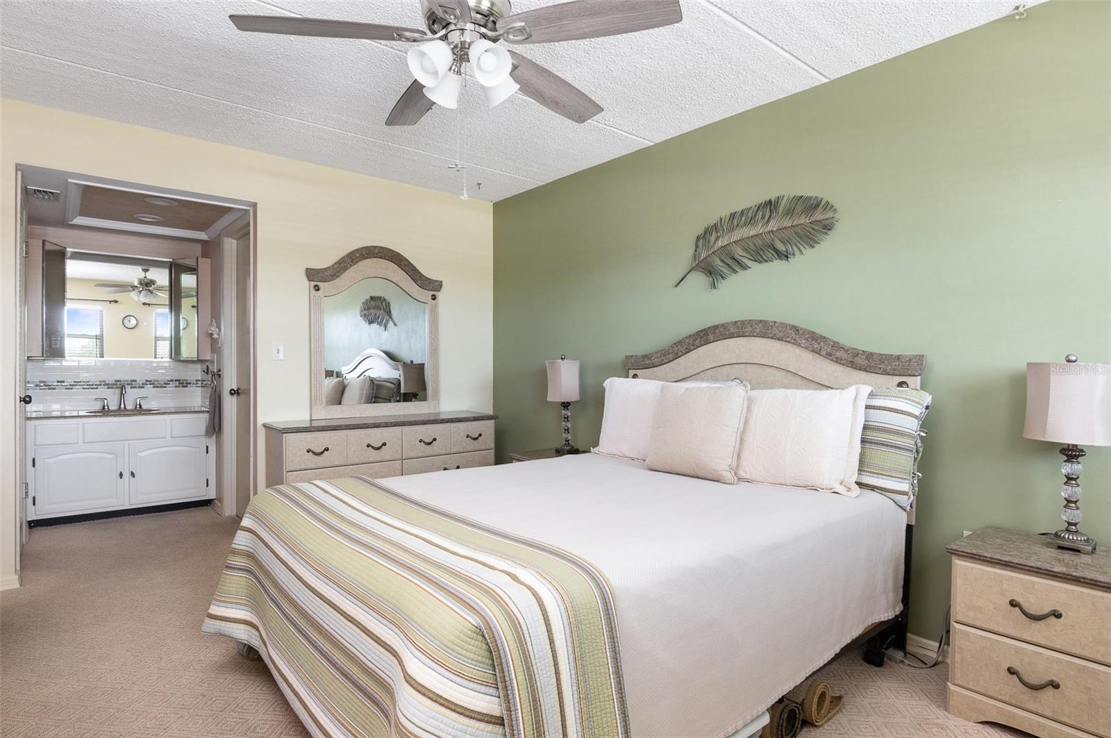 1 BOCA CIEGA POINT BLVD #212, ST PETERSBURG, FL, 33708