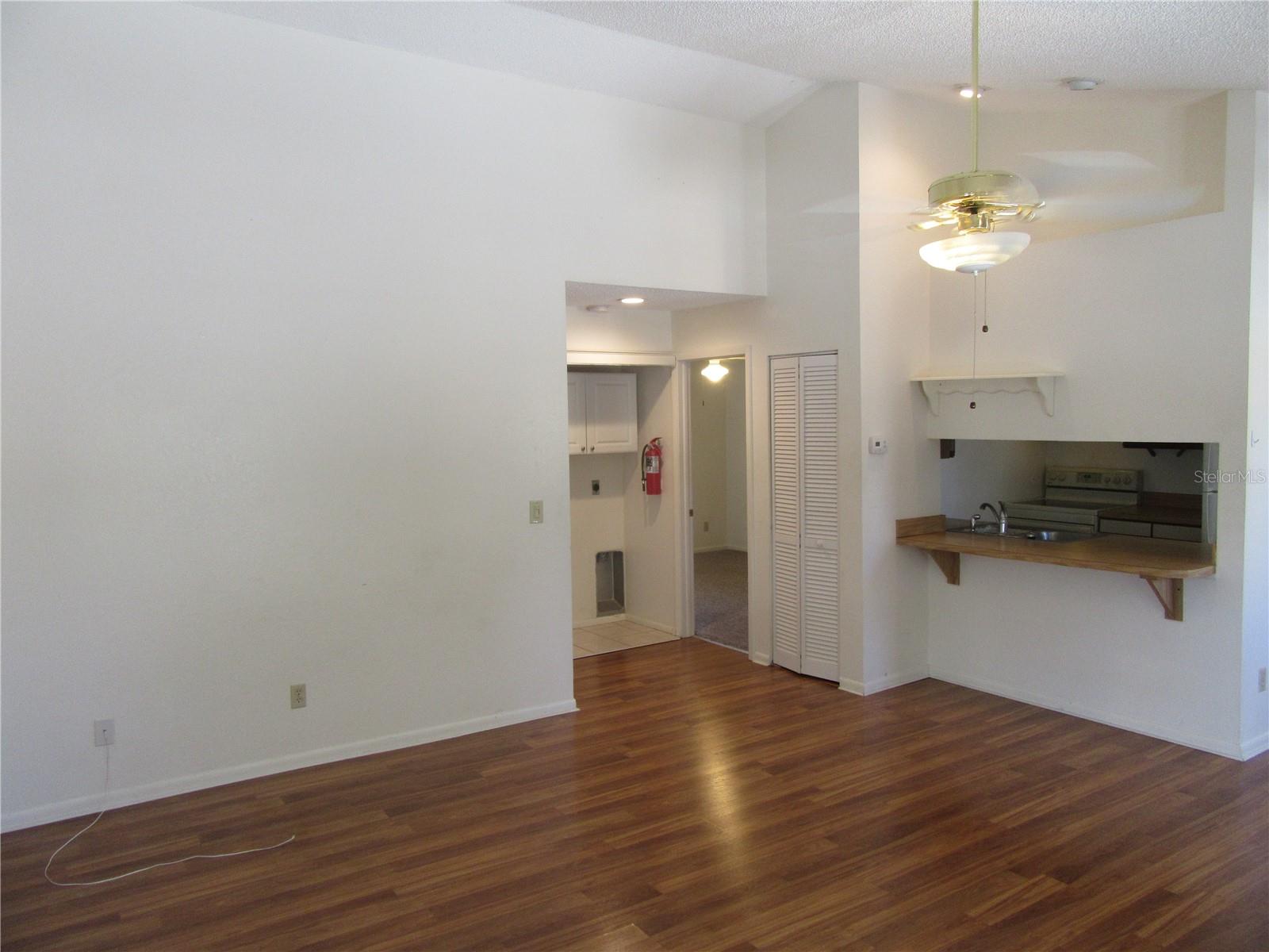 8423 SEMINOLE BLVD #203, SEMINOLE, FL, 33772