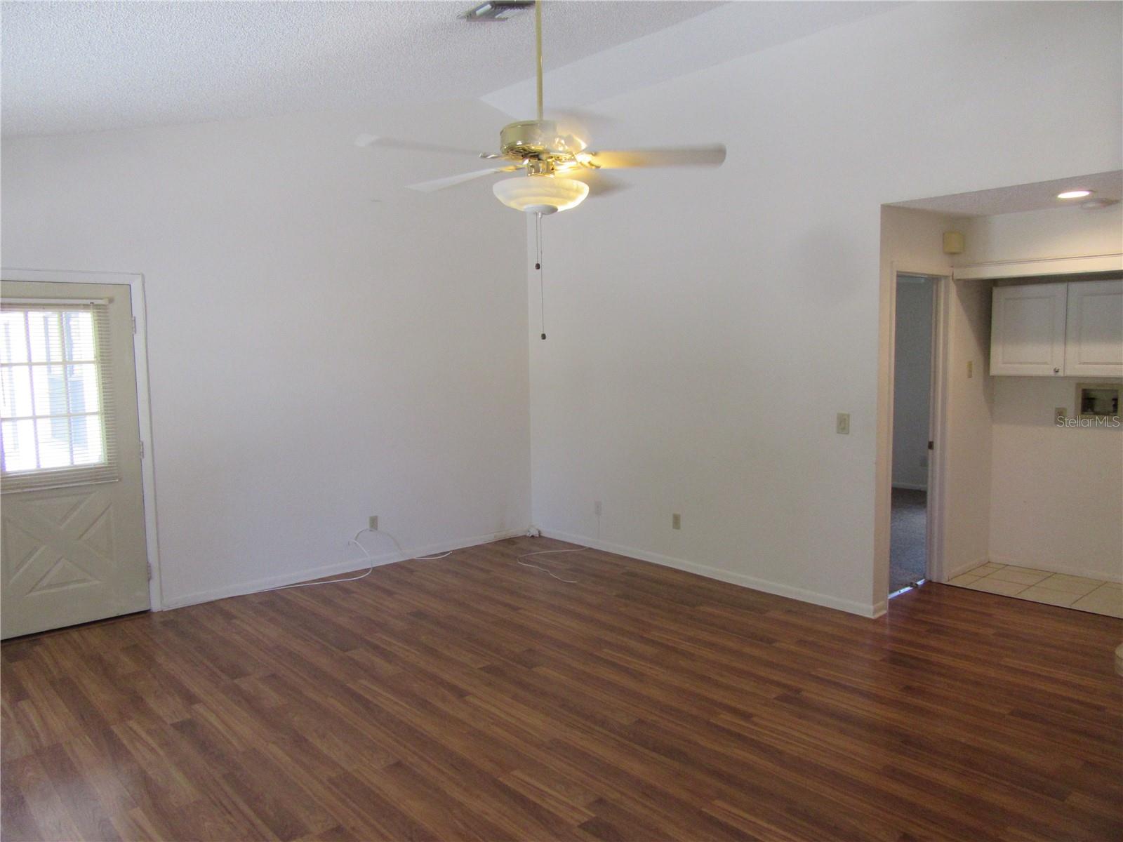 8423 SEMINOLE BLVD #203, SEMINOLE, FL, 33772