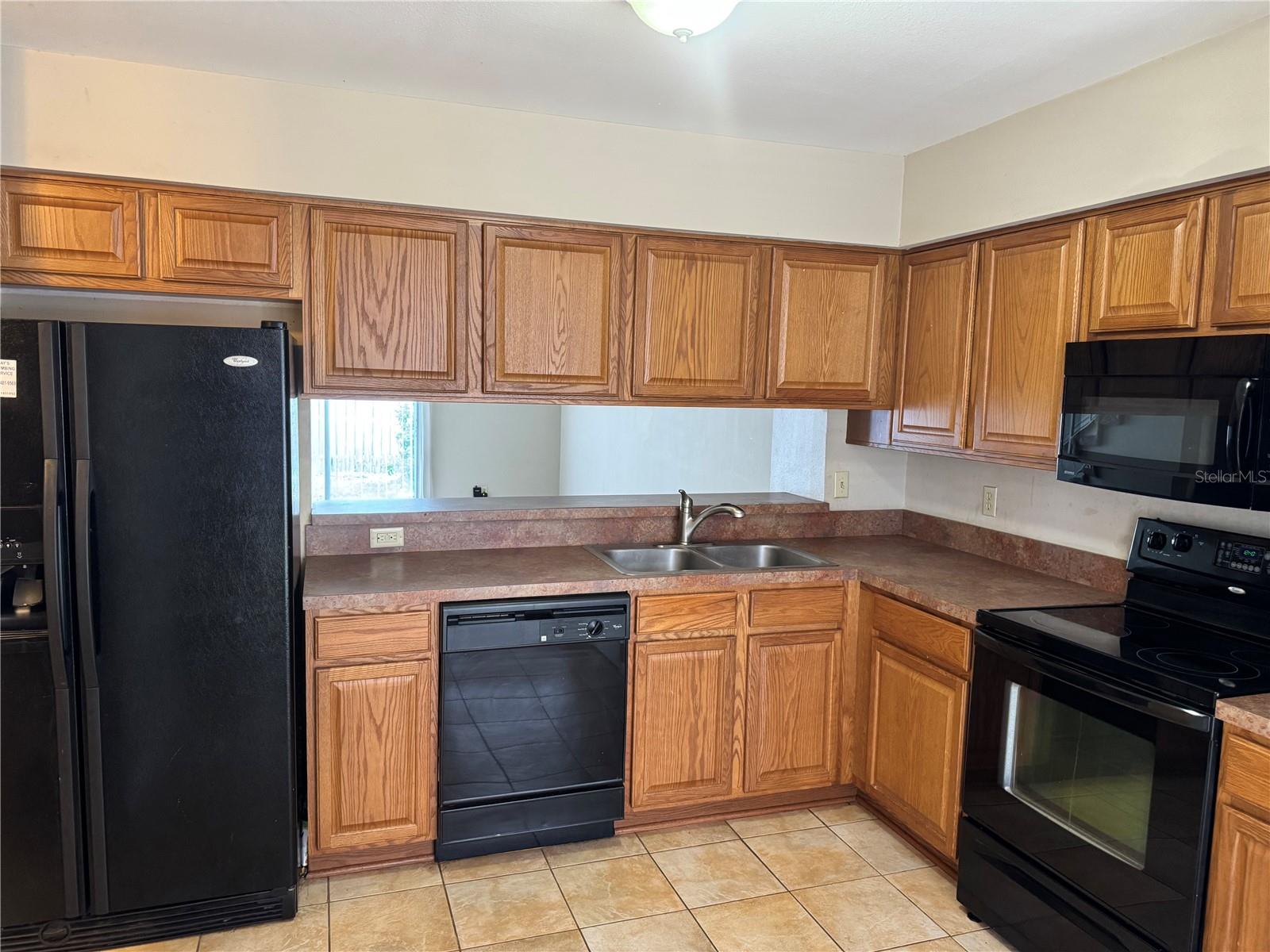 1758 MILL RUN CIR #N/A, TAMPA, FL, 33613