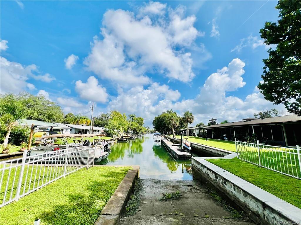 1412 SE PARADISE AVE #8, CRYSTAL RIVER, FL, 34429