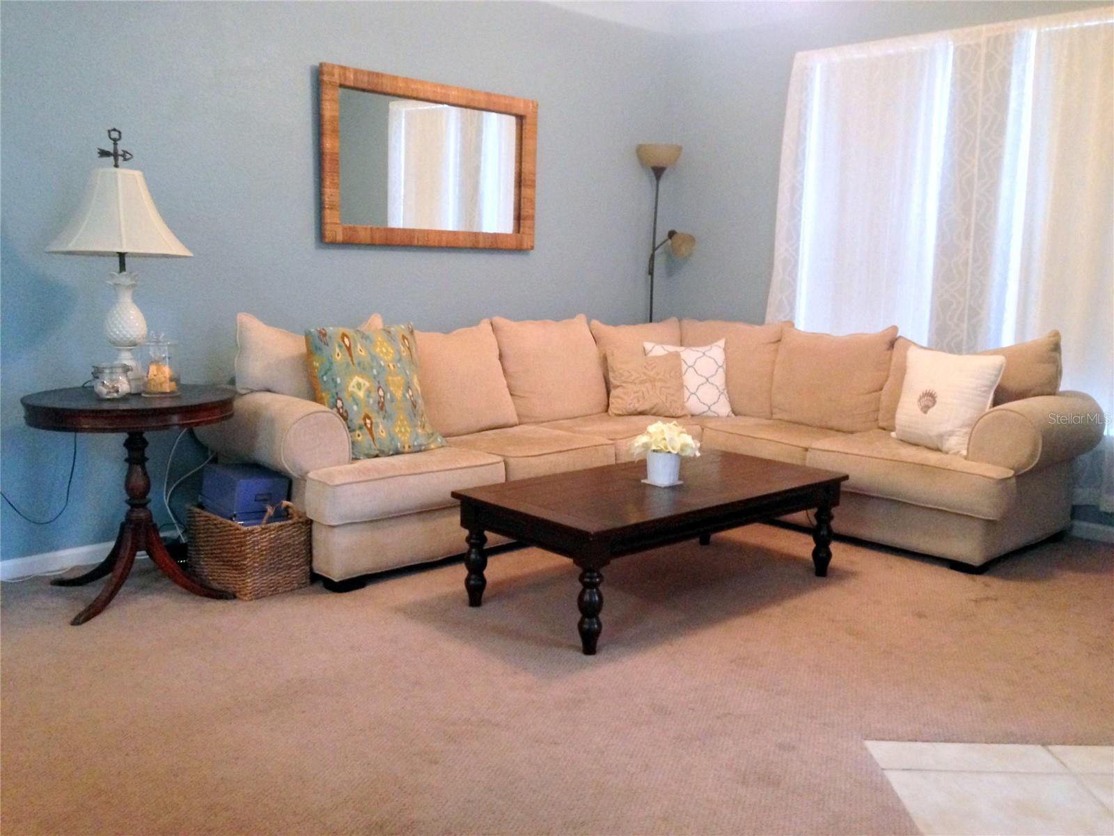 9404 CRESCENT LOOP CIR #107, TAMPA, FL, 33619