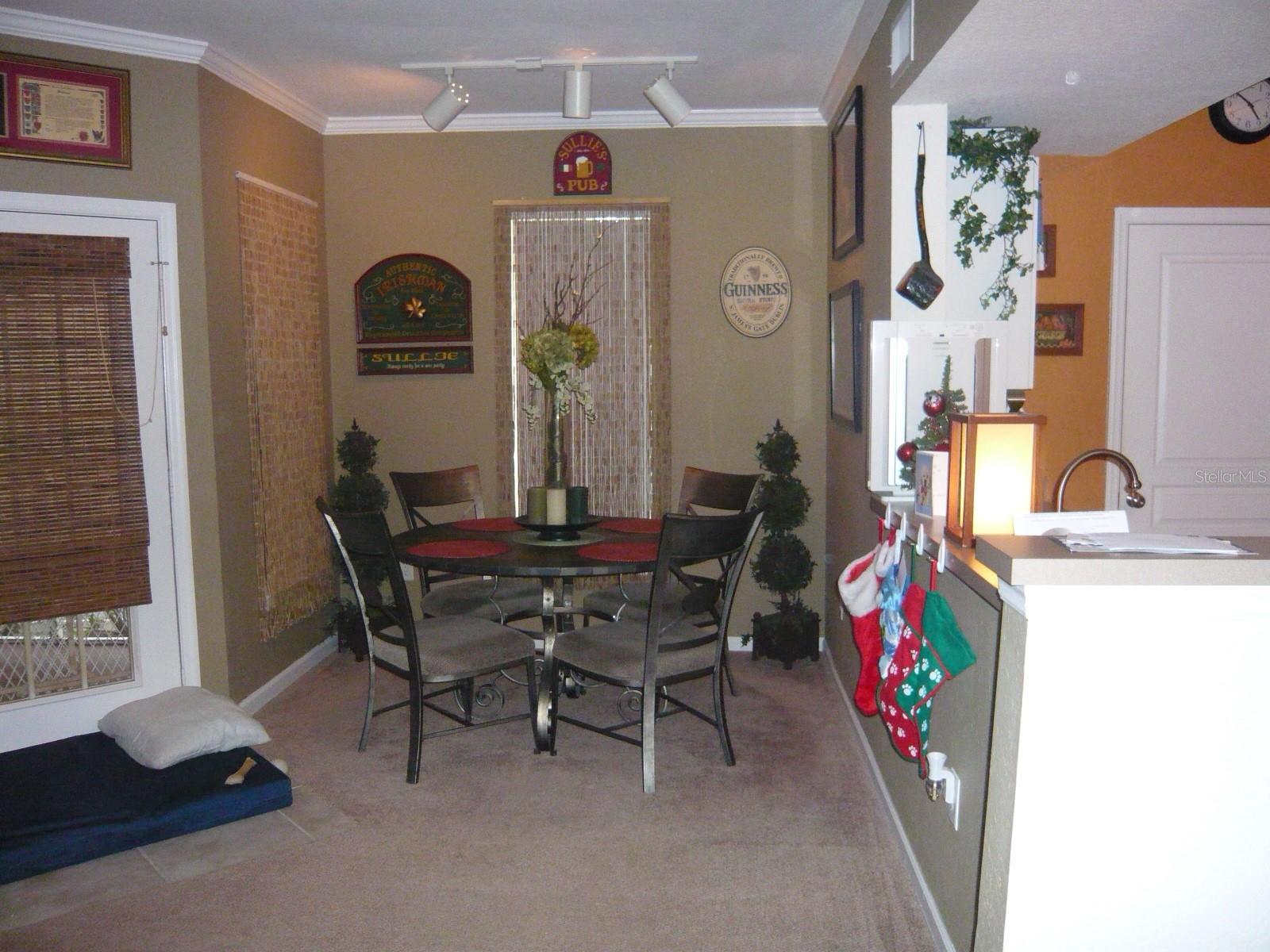 9404 CRESCENT LOOP CIR #107, TAMPA, FL, 33619