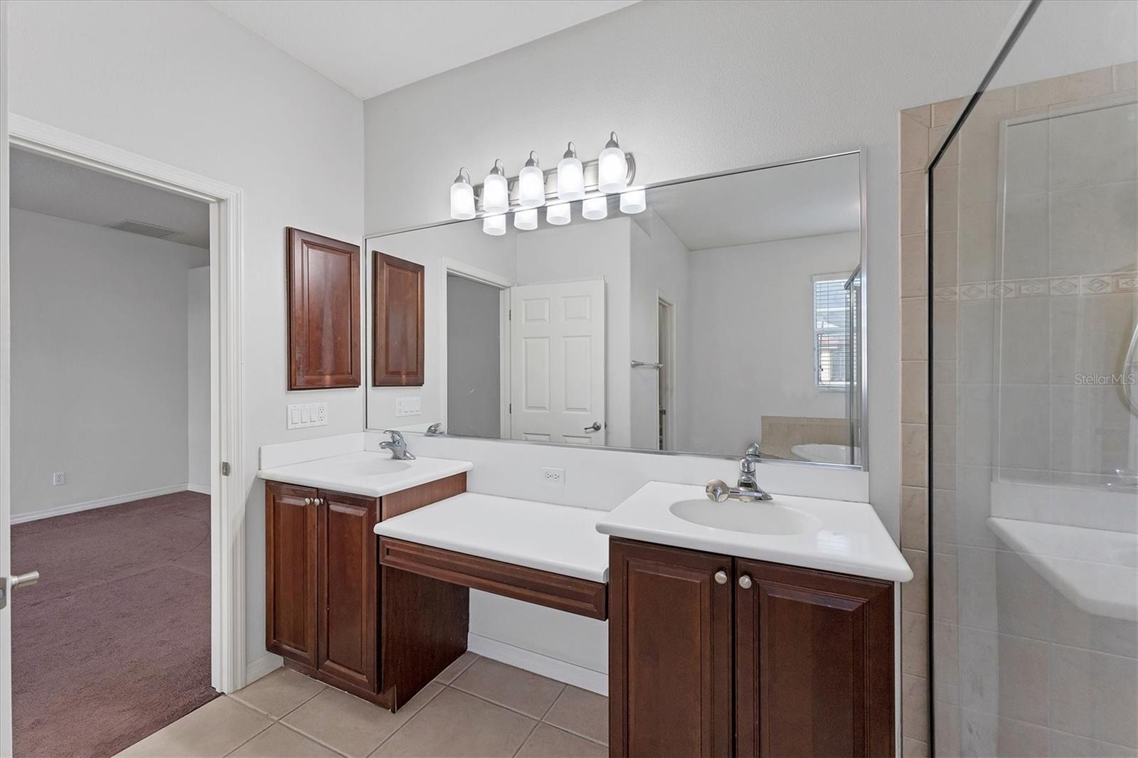 2094 MESIC HAMMOCK WAY, VENICE, FL, 34292