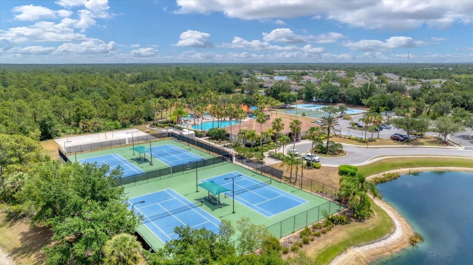 2094 MESIC HAMMOCK WAY, VENICE, FL, 34292