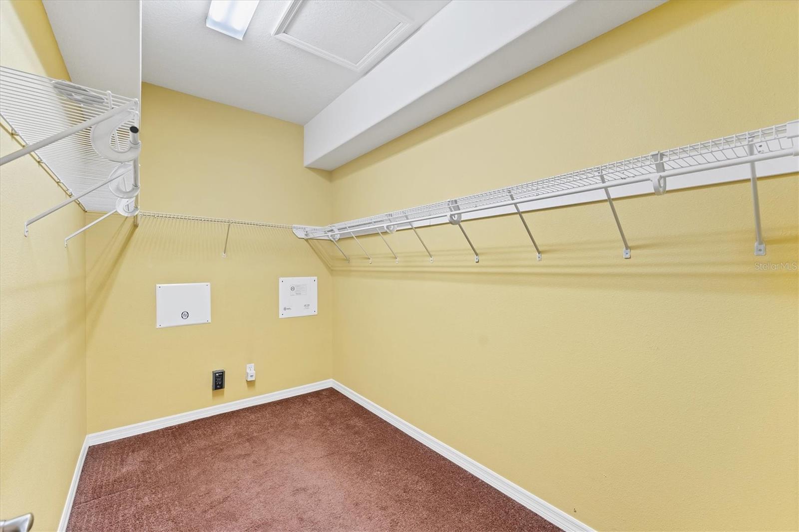 2094 MESIC HAMMOCK WAY, VENICE, FL, 34292
