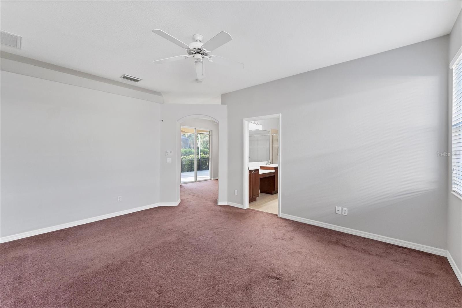 2094 MESIC HAMMOCK WAY, VENICE, FL, 34292