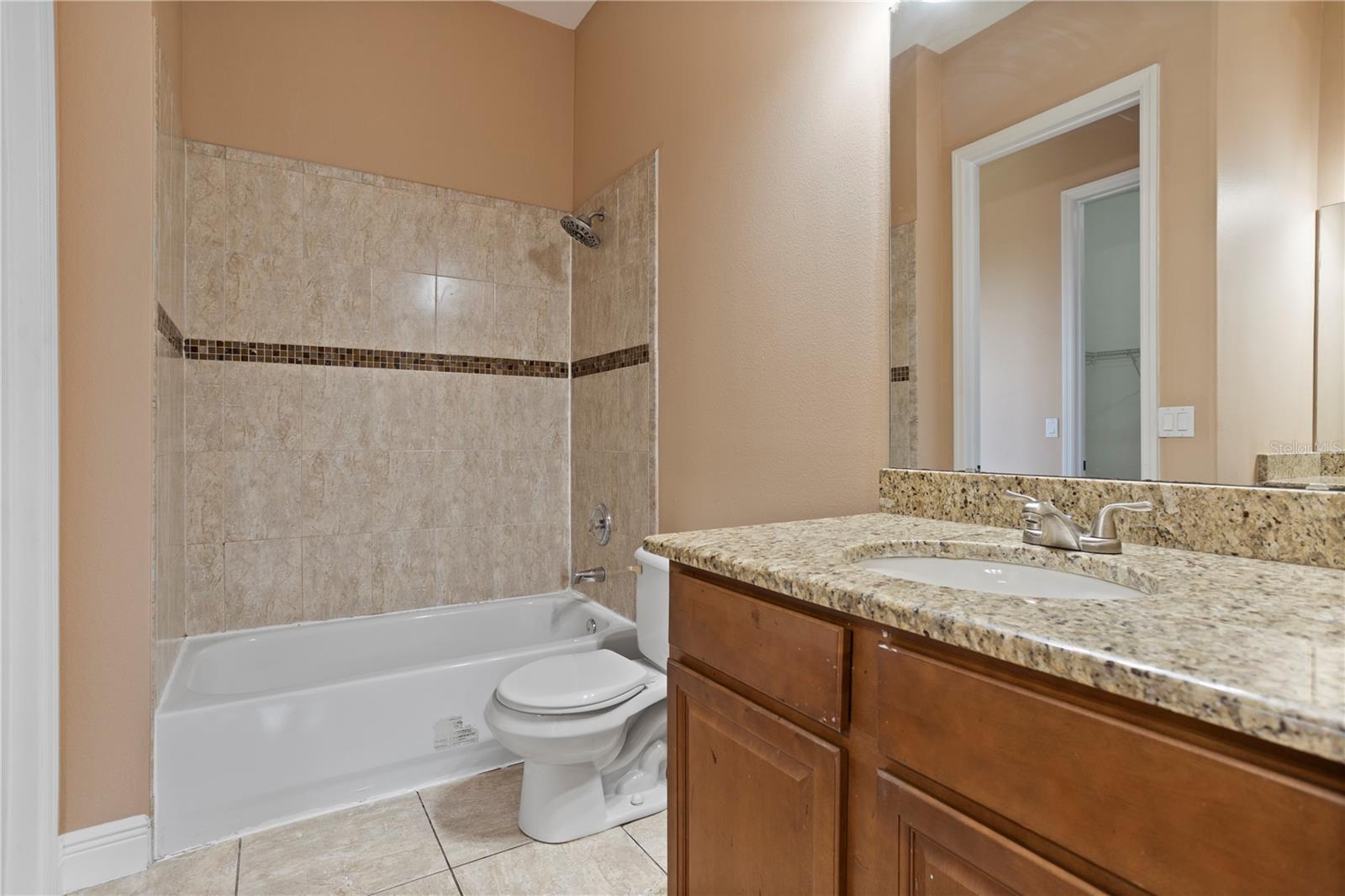 36813 BARRINGTON DR, EUSTIS, FL, 32736