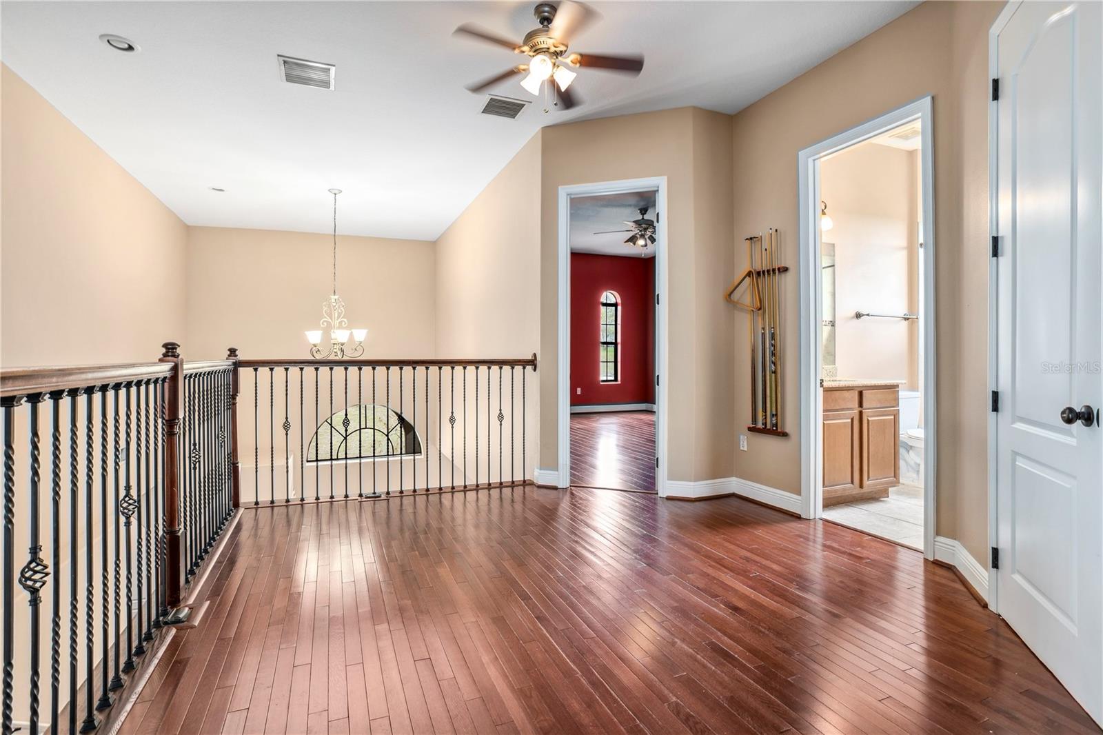 36813 BARRINGTON DR, EUSTIS, FL, 32736