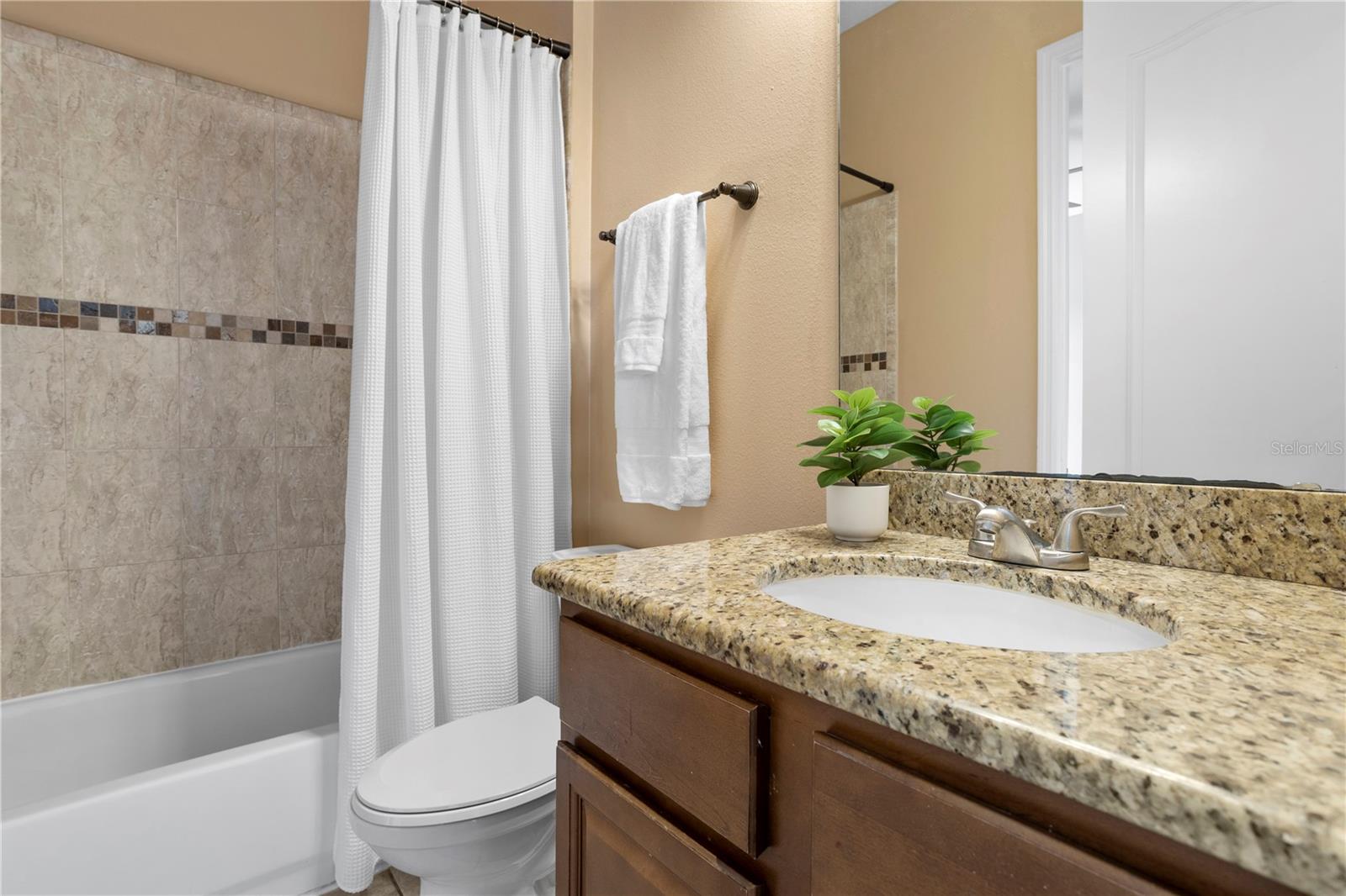36813 BARRINGTON DR, EUSTIS, FL, 32736