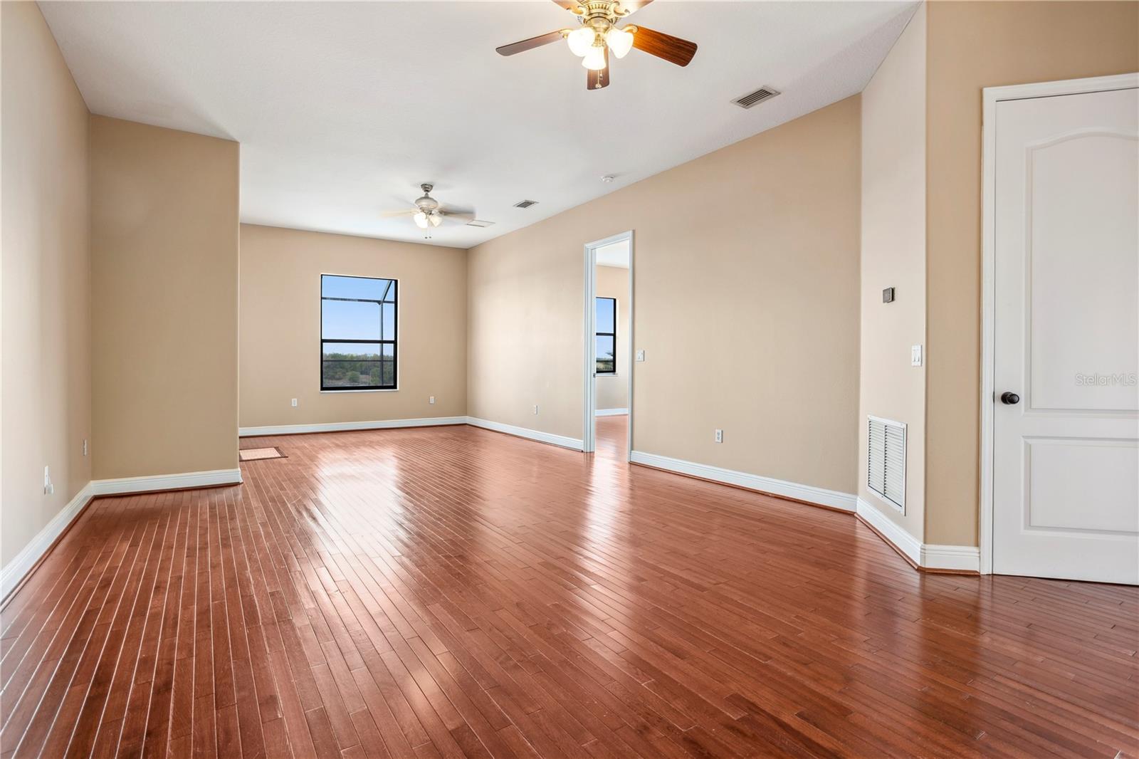 36813 BARRINGTON DR, EUSTIS, FL, 32736