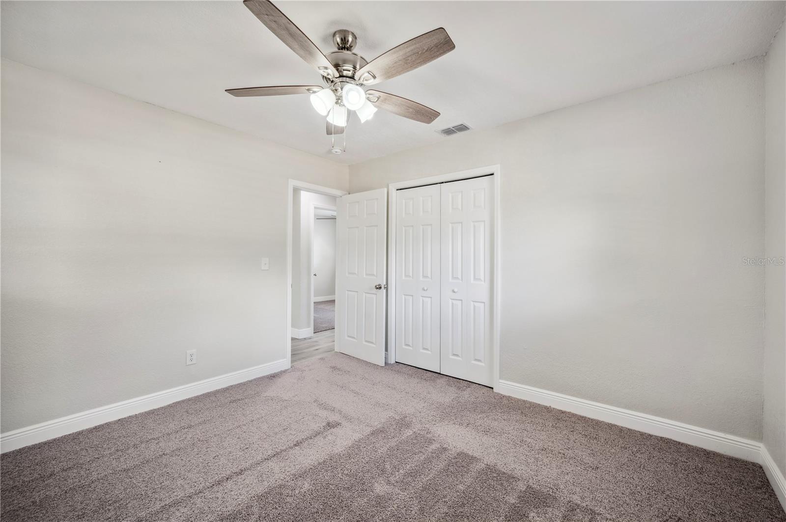 1037 WAYNESVILLE AVE, LAKELAND, FL, 33801