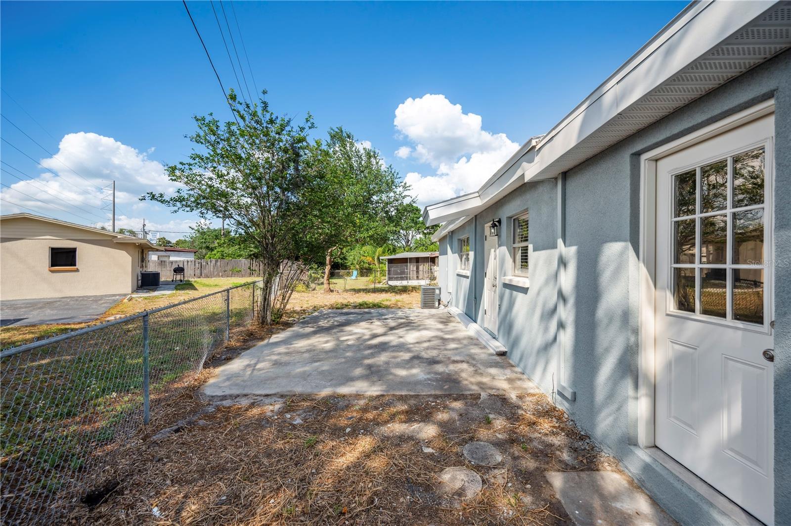 1037 WAYNESVILLE AVE, LAKELAND, FL, 33801