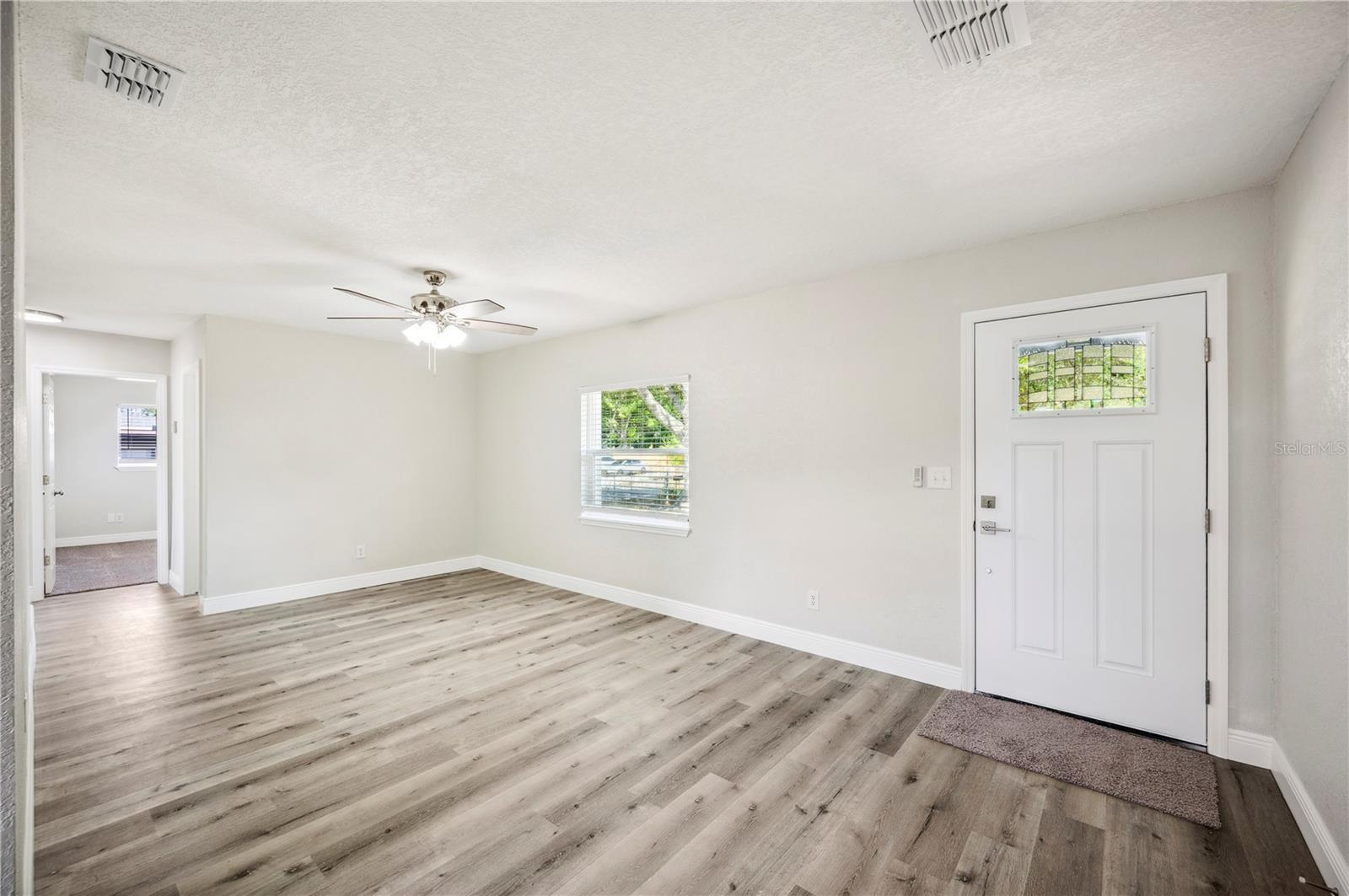 1037 WAYNESVILLE AVE, LAKELAND, FL, 33801
