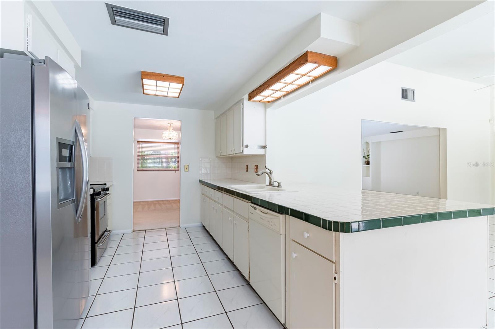 4216 N MYRTLE AVE, TAMPA, FL, 33603