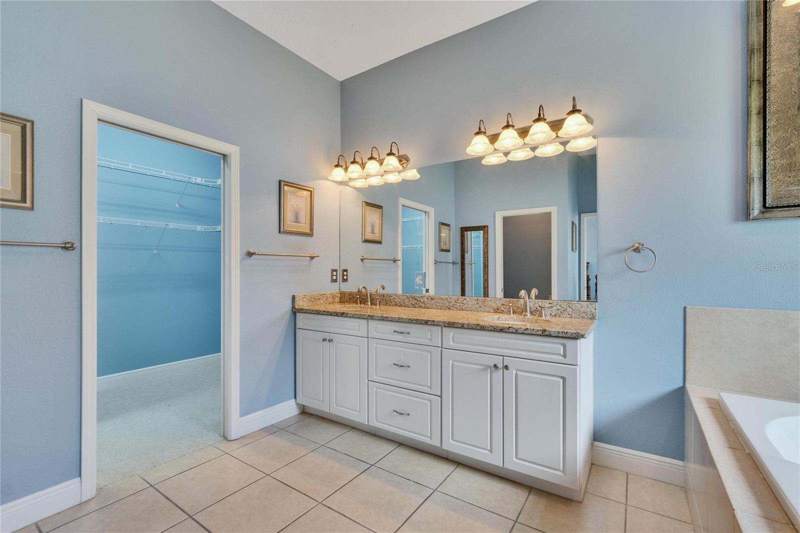 1742 OAKWOOD ESTATES DR, PLANT CITY, FL, 33563