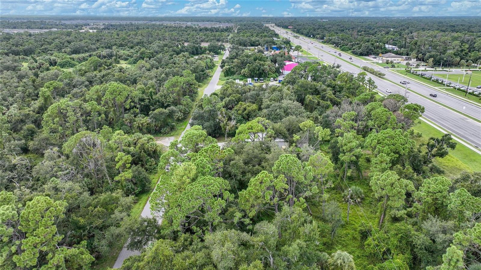 809 TAMIAMI TRL, PORT CHARLOTTE, FL, 33953
