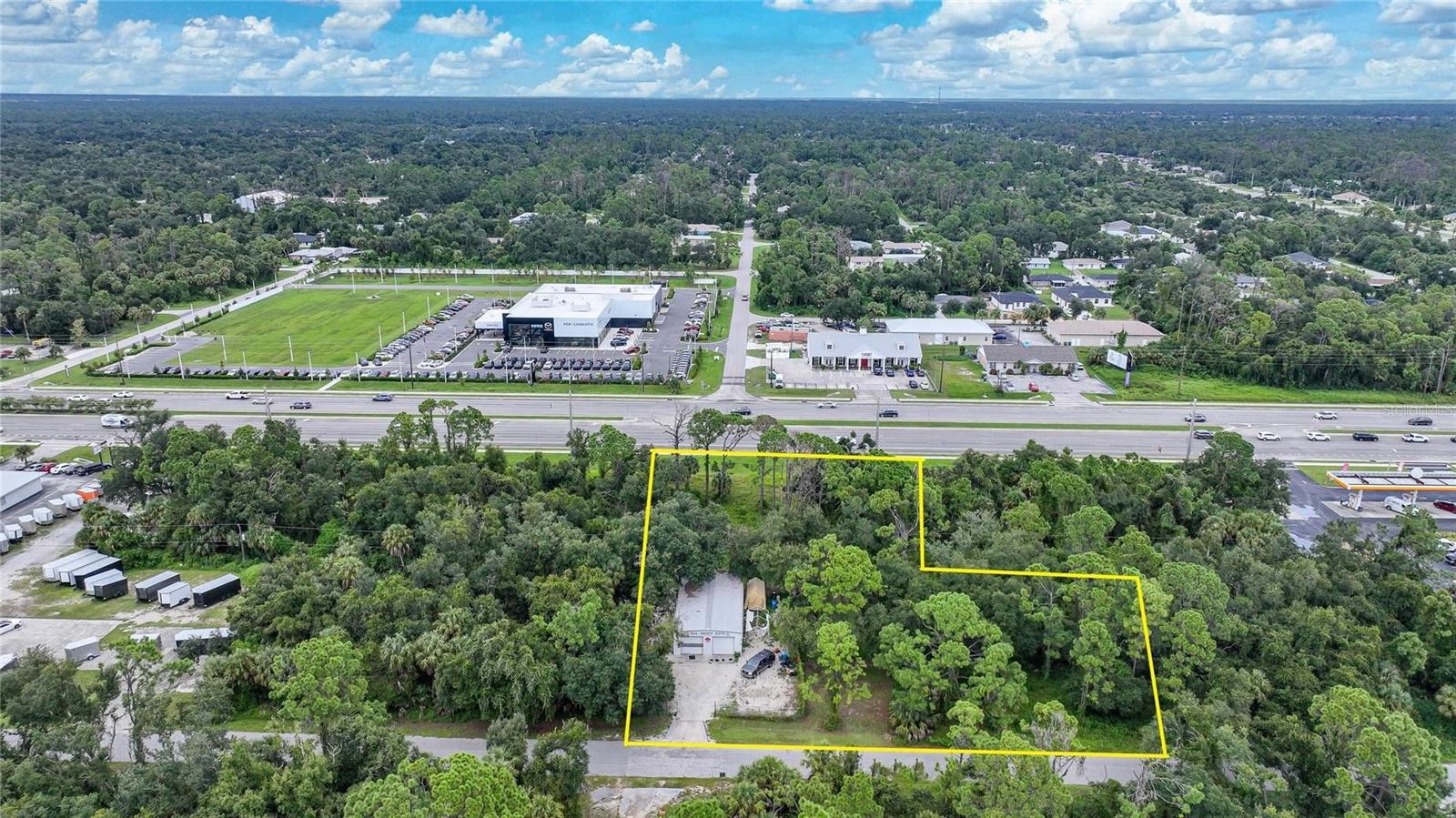 809 TAMIAMI TRL, PORT CHARLOTTE, FL, 33953