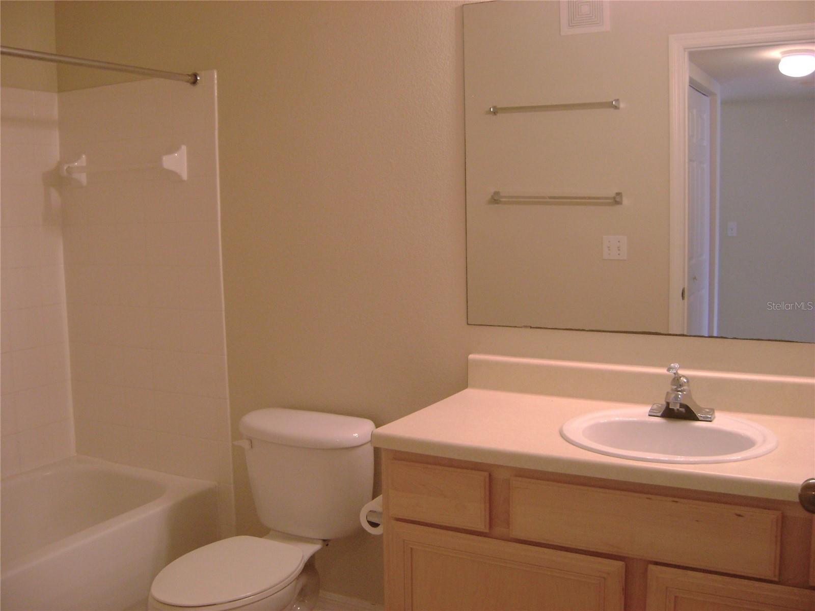 1155 VILLAGIO CIR #204, SARASOTA, FL, 34237