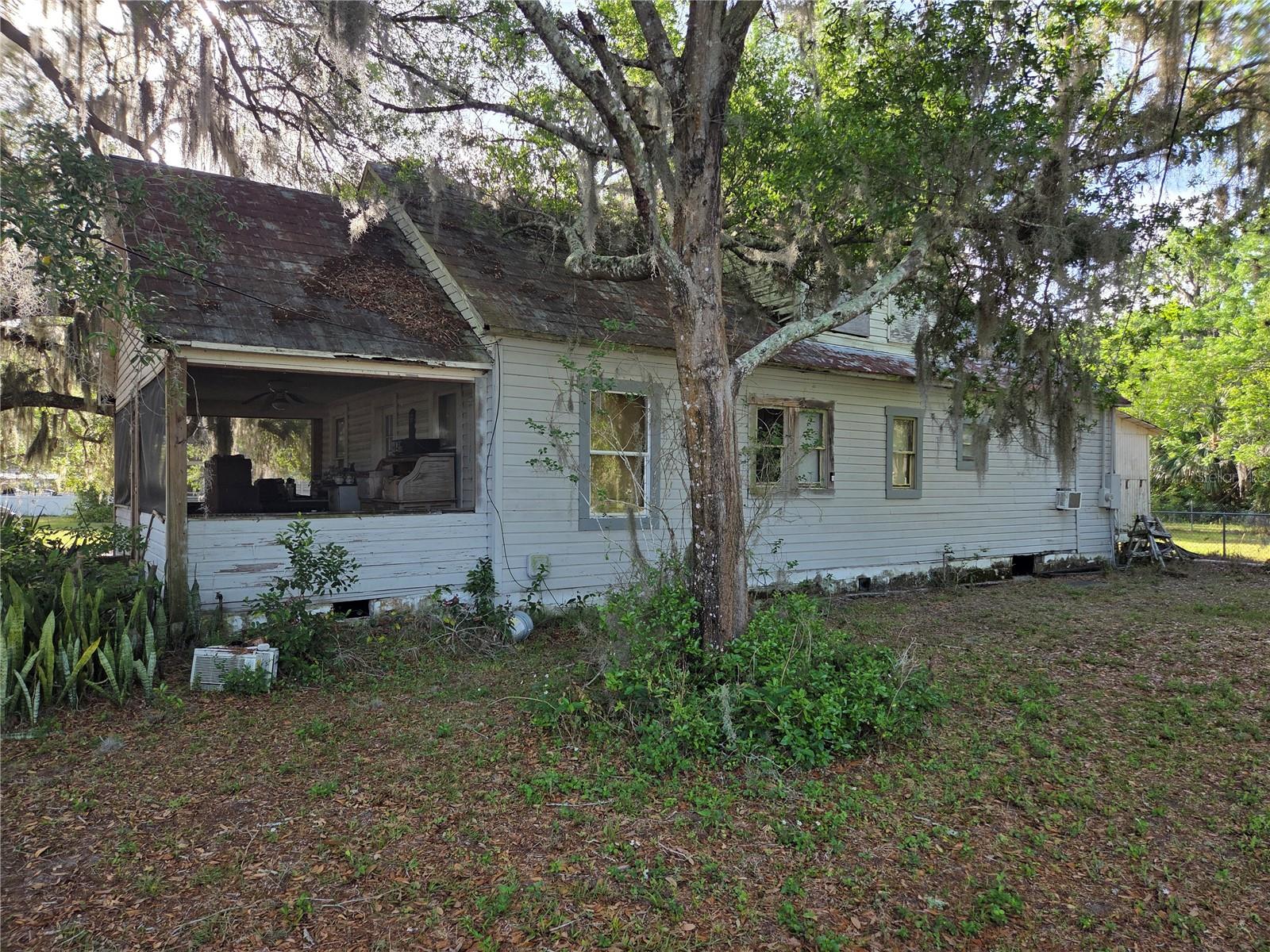 350 CASSADY ST, UMATILLA, FL, 32784