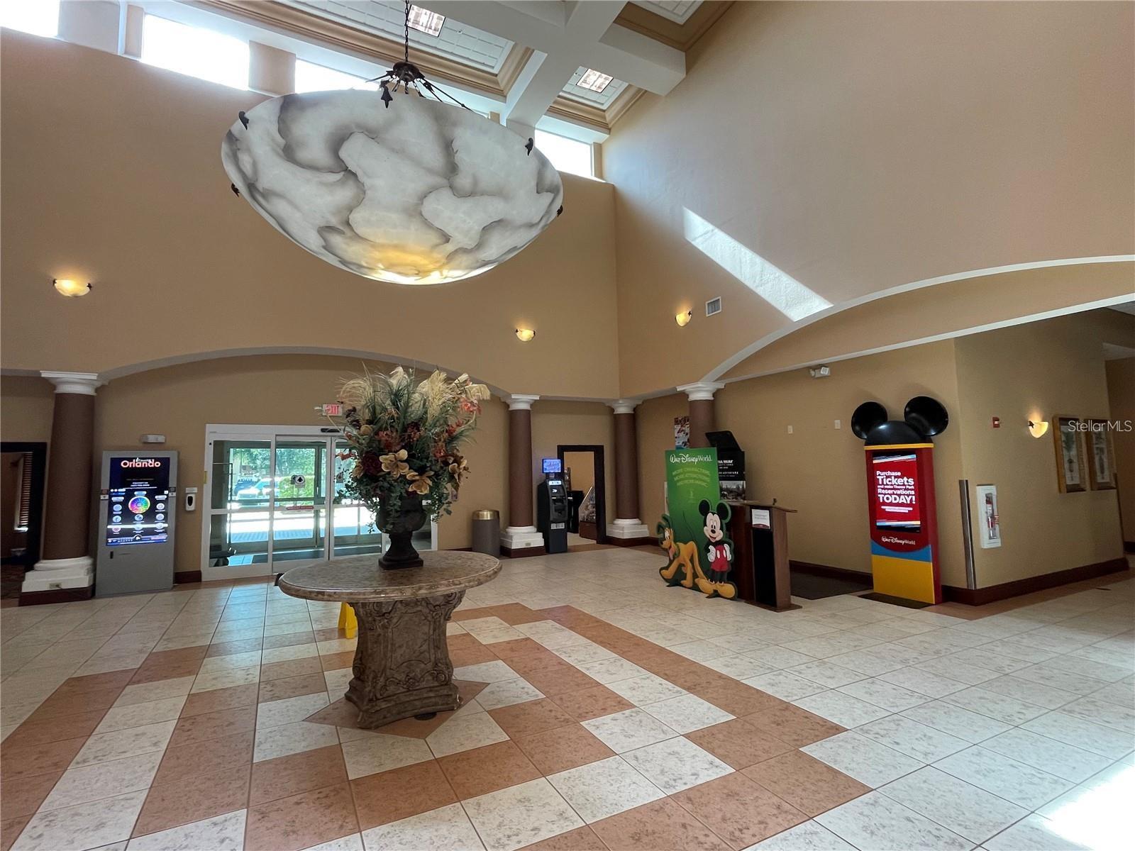 8303 PALM PKWY #100, ORLANDO, FL, 32836