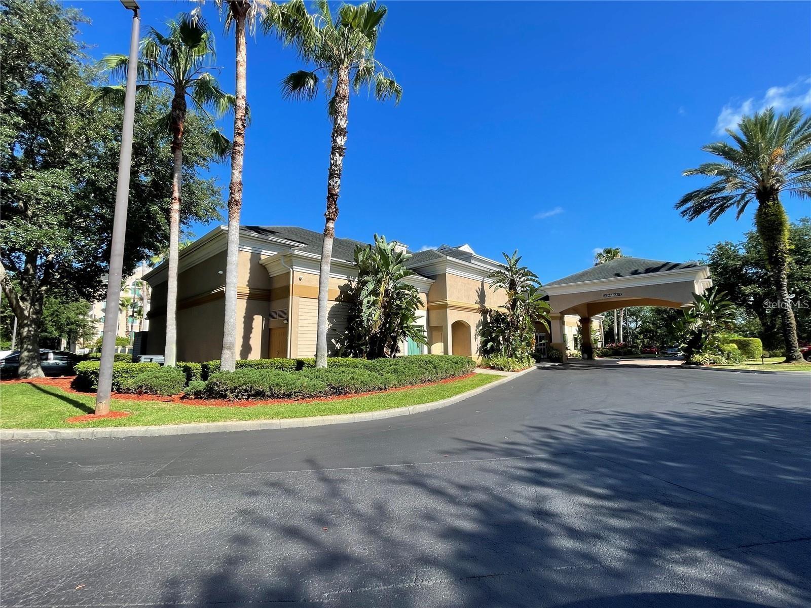 8303 PALM PKWY #100, ORLANDO, FL, 32836