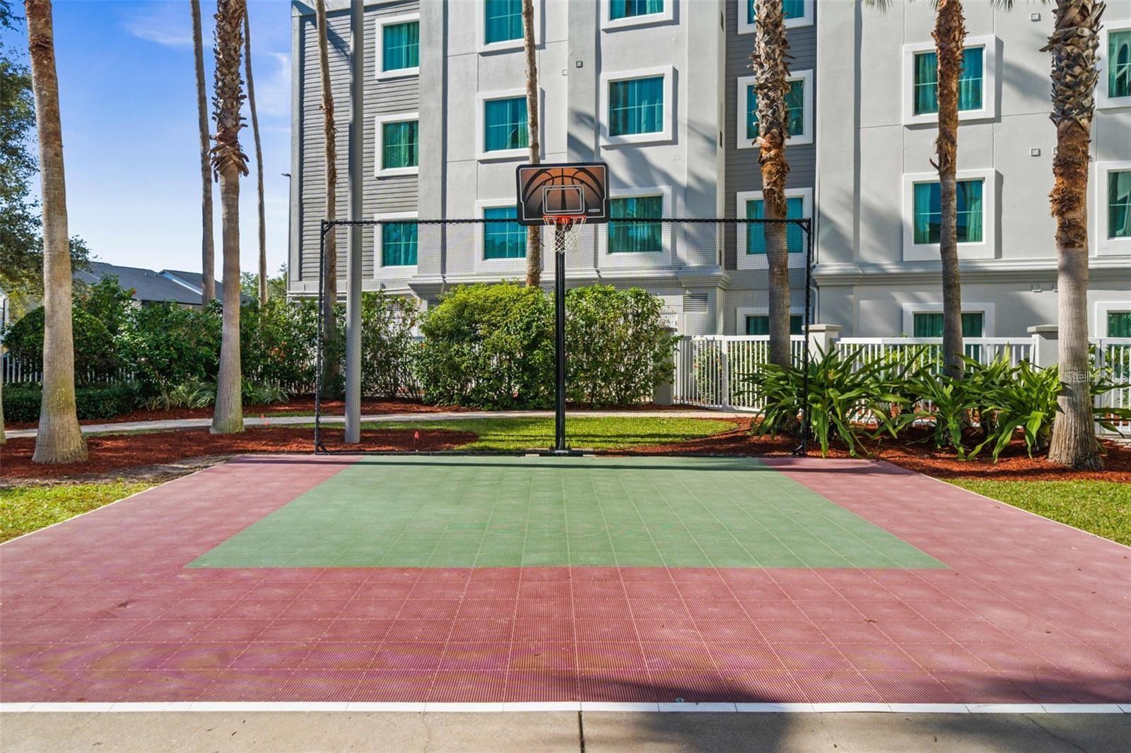 8303 PALM PKWY #100, ORLANDO, FL, 32836